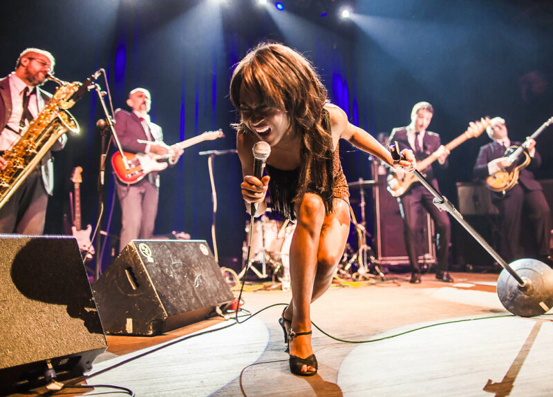 Jazz - Female blues singer