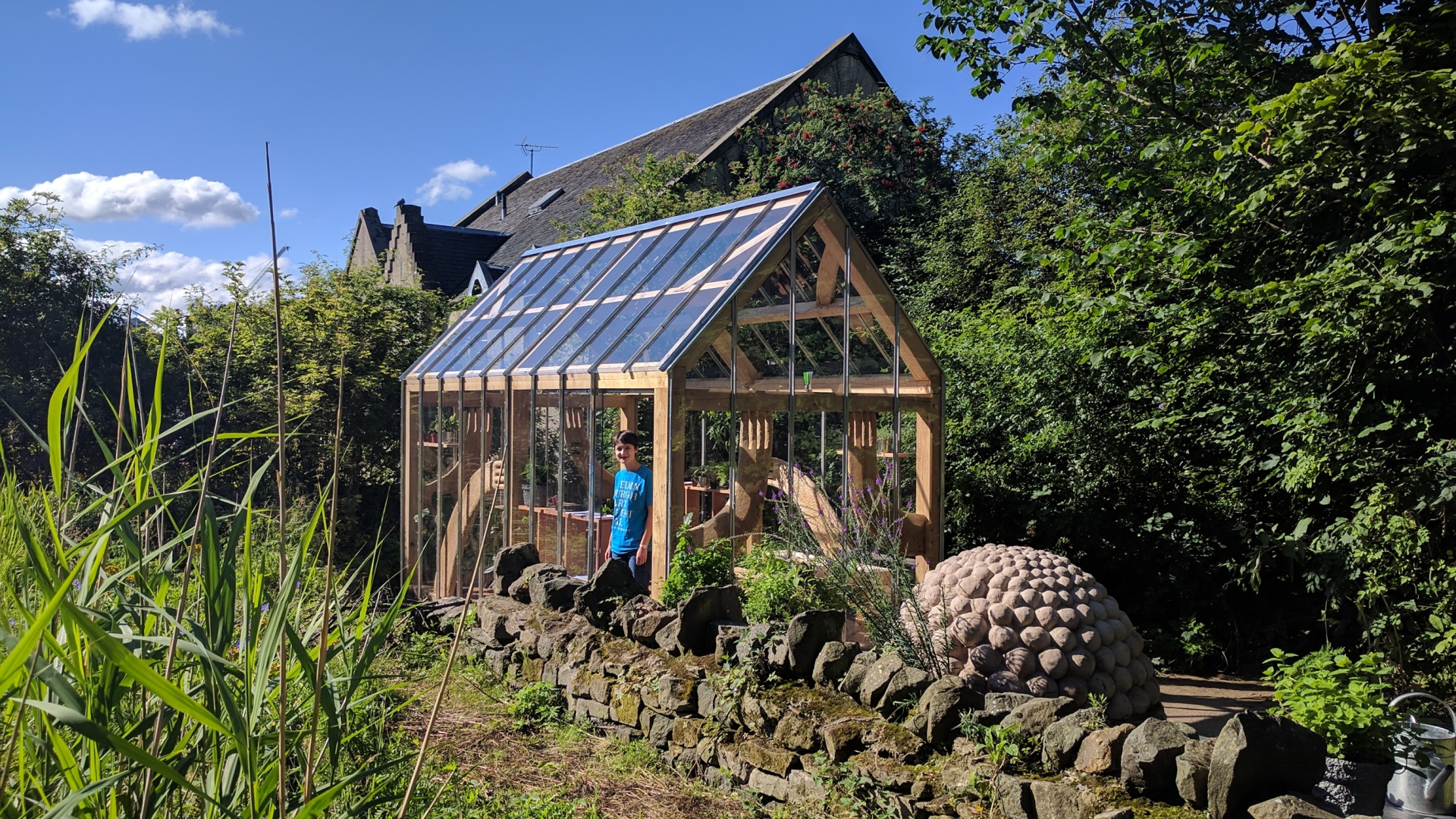 Bobby Niven Bothy - EAF