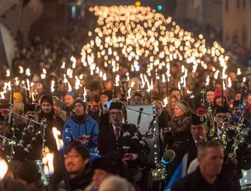 Hogmanay - Torchlight from BF2