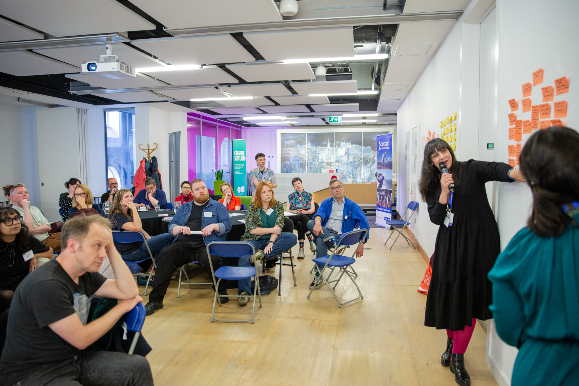 MOLIT23_Roundtables_creditJosephineYoungMorrison_033