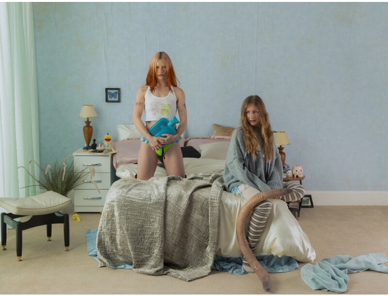 Hogmanay - Wet Leg credit Iris Luz