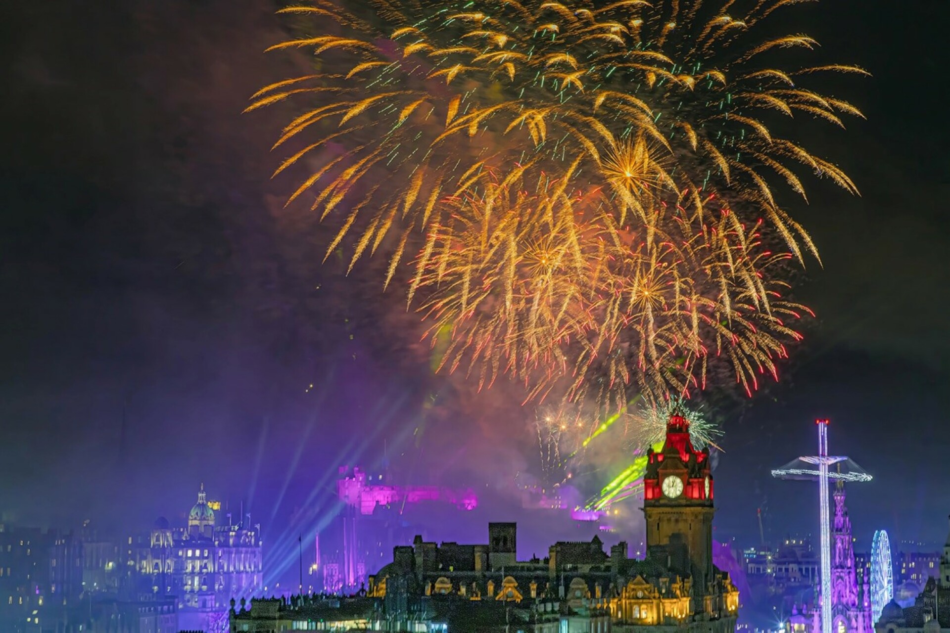 Hog - fireworks - Graeme Gainey